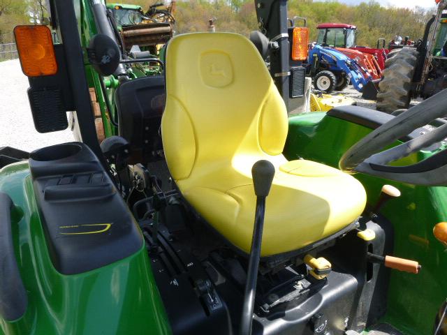 05 John Deere 4320 Tractor (QEA 5674)