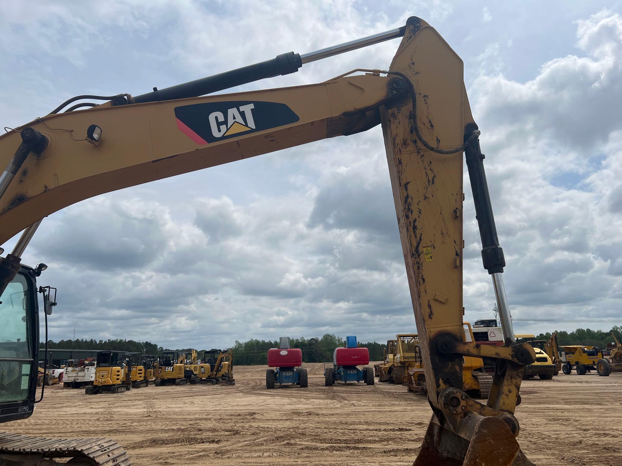 2015 CATERPILLAR 329FL EXCAVATOR