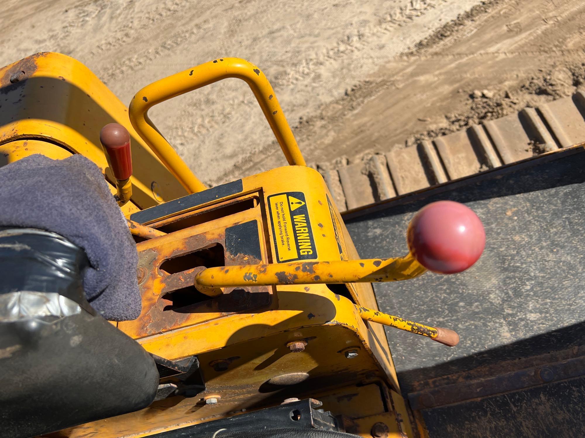 1989 JOHN DEERE 750B LONG TRACK CRAWLER DOZER