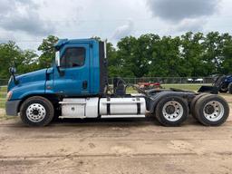 2012 FREIGHTLINER CASCADIA DAY CAB ROAD TRACTOR