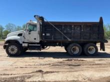 2005 MACK CV713 GRANITE T/A DUMP TRUCK