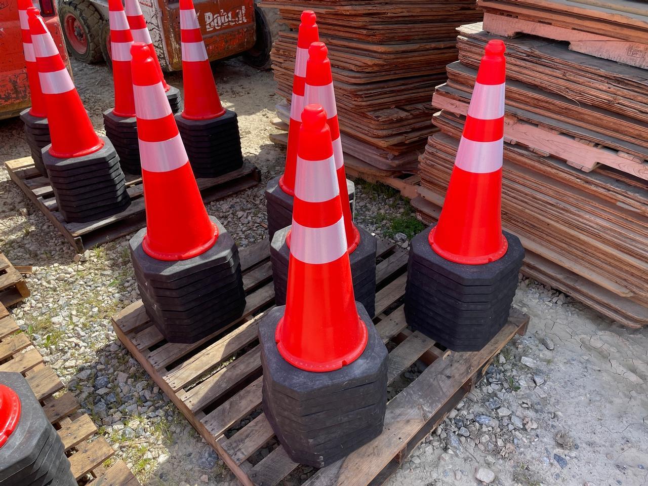 AGROTK 28" Traffic Cones (Qty. 50)