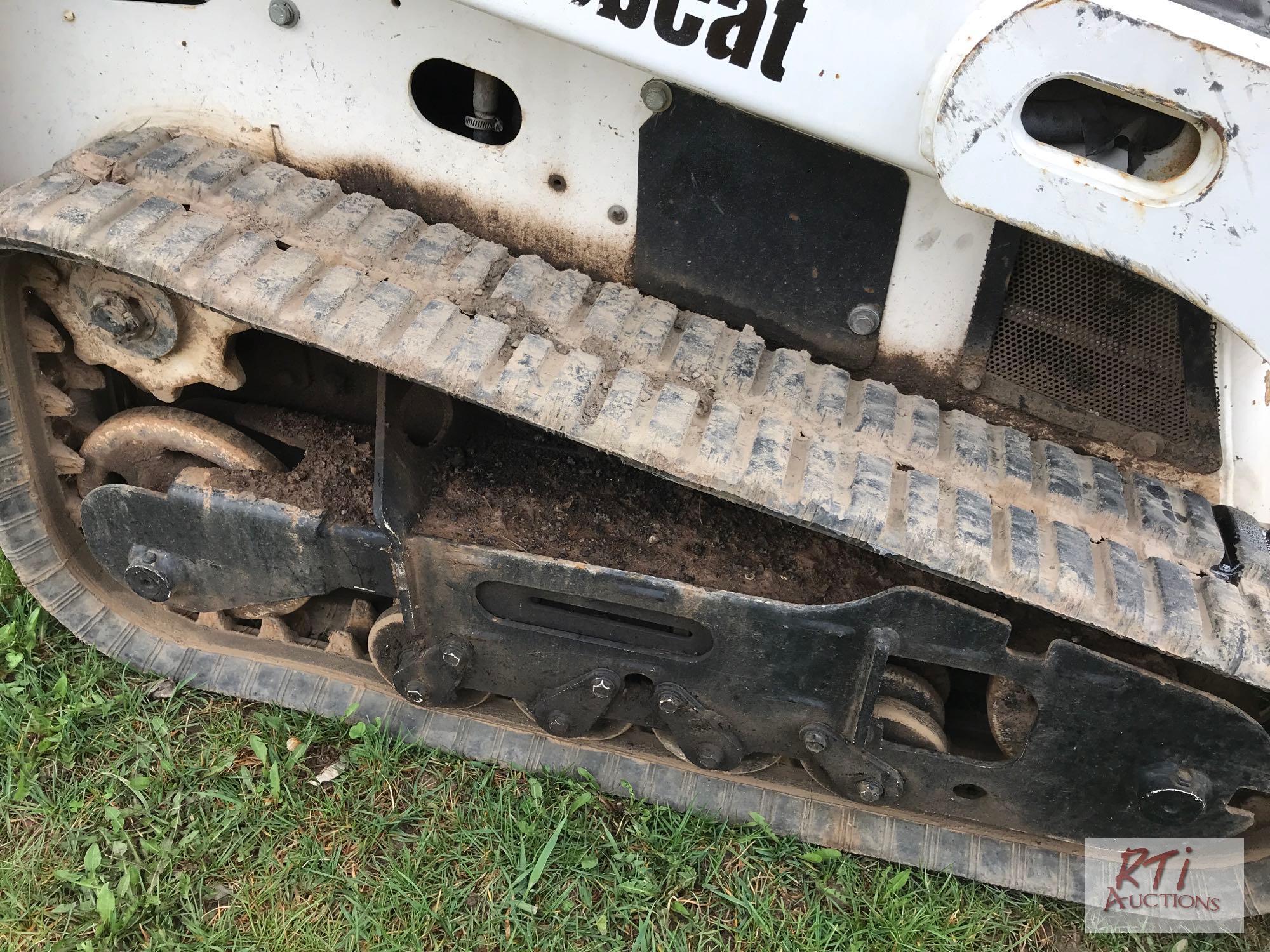 Bobcat MT52 ride on track skid steer with bucket, 274 hours