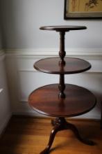 BEAUTIFUL 3 TIER DUMB WAITER