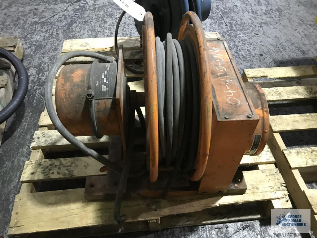 GLEASON ELECTRIC CABLE REEL
