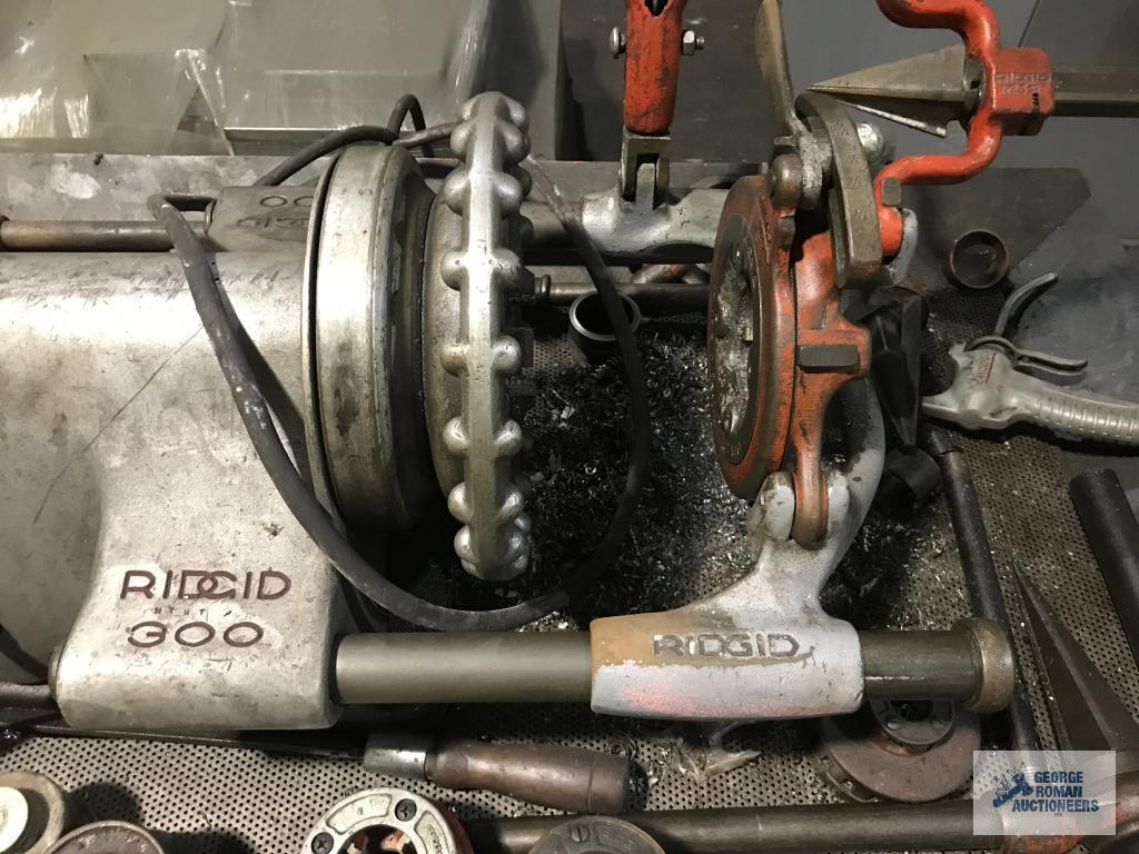 RIDGID MODEL 300 PIPE THREADER