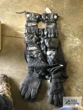 THREE PAIRS OF COLD-WEATHER GLOVES. SIZE 2 XL....