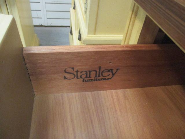 3pc. Stanley Bed Set