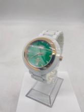 Oniss Paris swiss movt. ON609-M ceramic band wristwatch in good cond, some wear