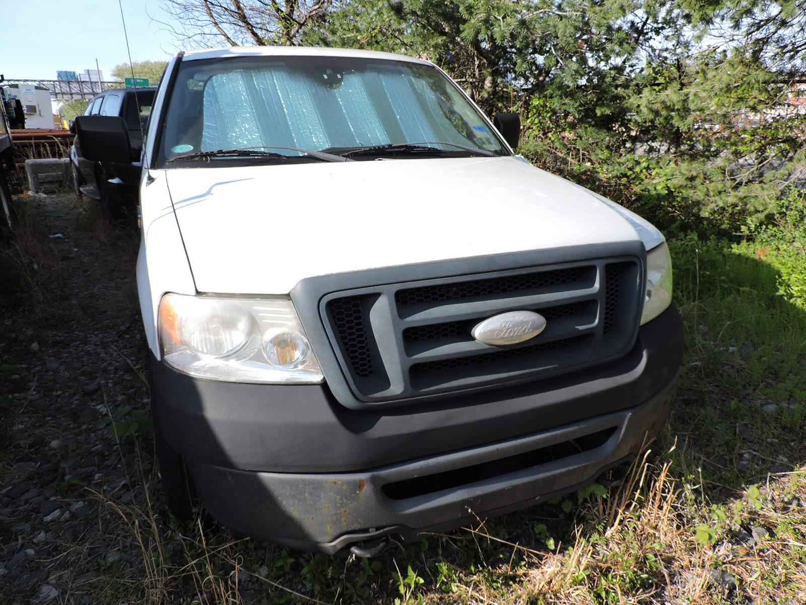 2007 Ford F150XL SuperCab Pickup / Runs & Drives - CATs Stolen