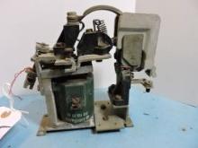General Electric 22D13G13A / 300V DC Relay / 1 Piece