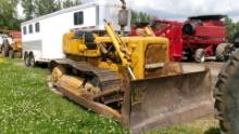 CAT D-4 w / 8' HYDRAULIC DOZER, (late 67 or early 68 ) new batteries, elec. start, everything works+