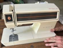 Singer 2001 Tectronic Sewing Machine & Cabinet