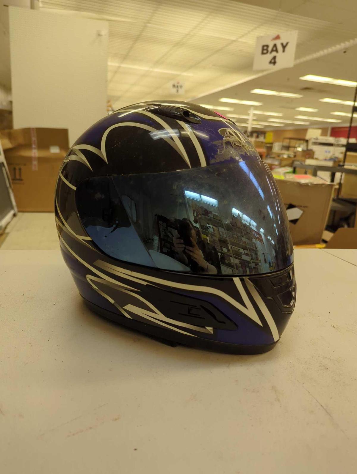 Men?s Vega Helmet Snell M2000 Daytona XPV. Visor doesn't sit completely flush and has some damage.