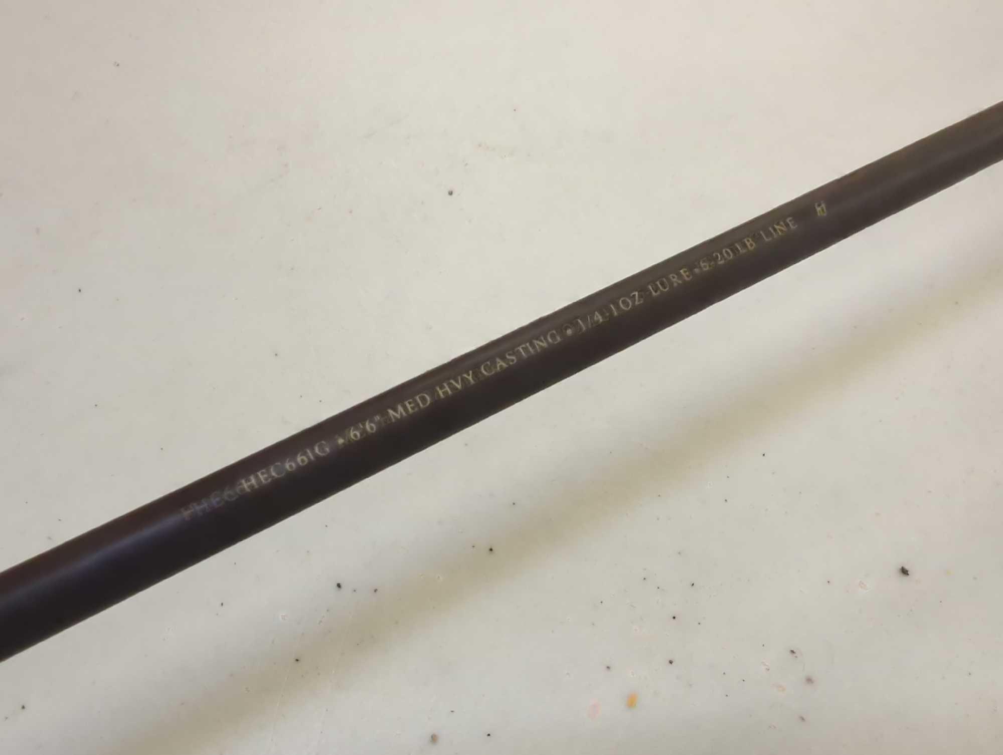 Abu Garcia 6'6" fishing rod, Medium heavy casting. Lure 1/4-1 oz Line 6-20 lb Comes as a shown in