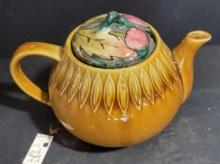Vintage Tea Pot $5 STS
