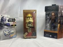 Triple set of Star Wars collectible figurines