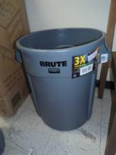 Rubbermaid Commercial Products BRUTE 20 Gal. Round Vented Trash Can, No Lid, Approximate Dimensions