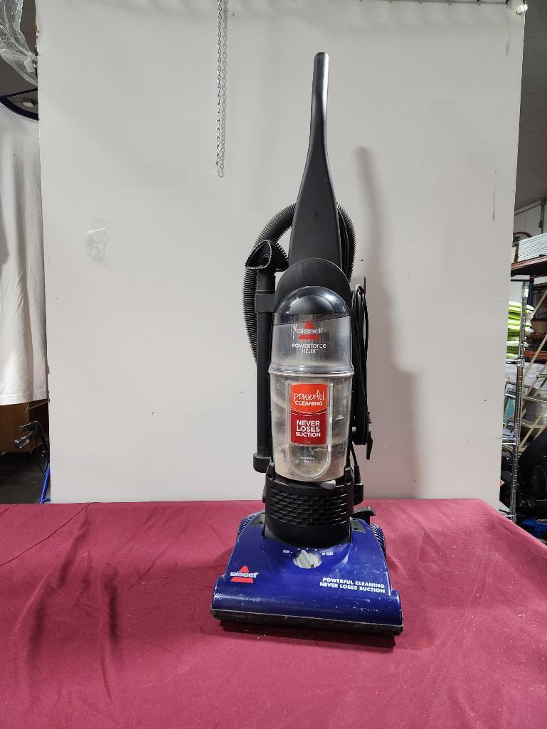 Bissell Vacuum Cleaner