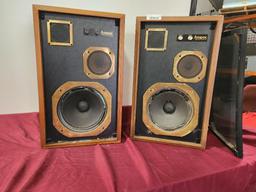 Set of Ampex Speakers