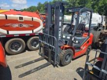NEW HELI CPYD25 FORKLIFT SN-4232, powered by LP engine, equipped with OROPS, 5,000lb lift capacity,
