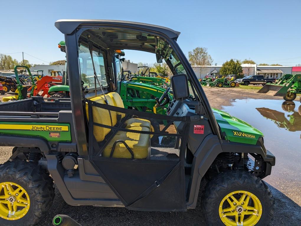 2019 John Deere XUV 835M Gator