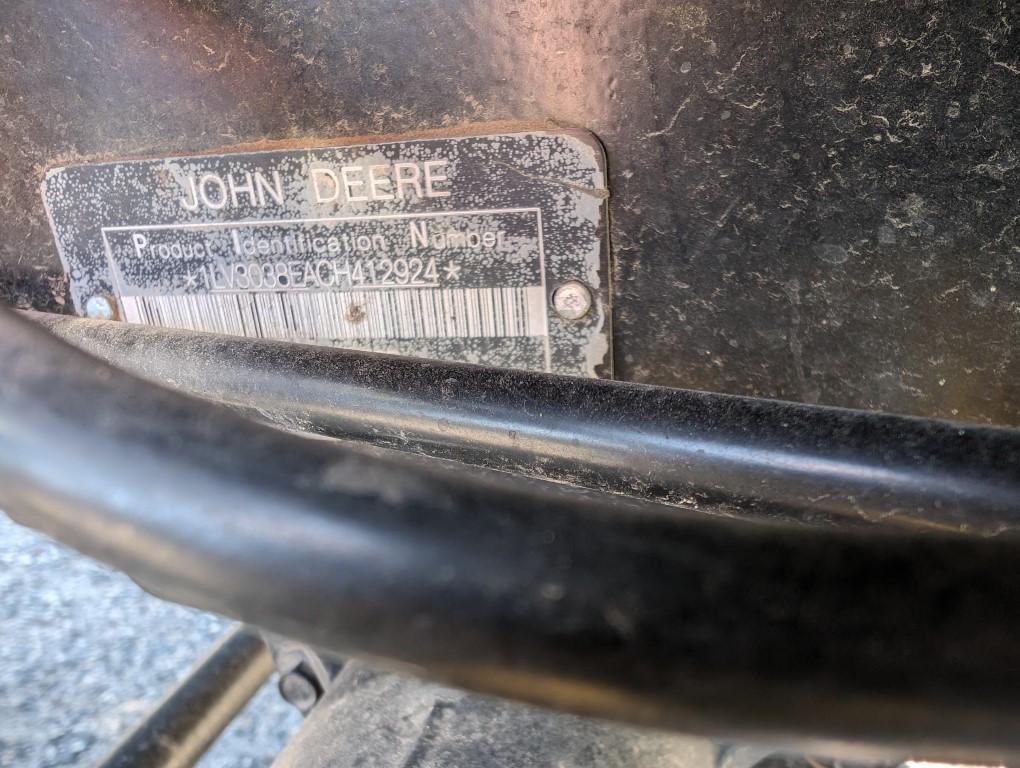 John Deere 3038E