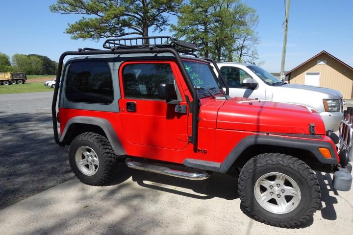 #9601 2004 JEEP WRANGLER 4 WD HARDTOP 131250 MILES V6 5 SP MANUAL CRUISE CL