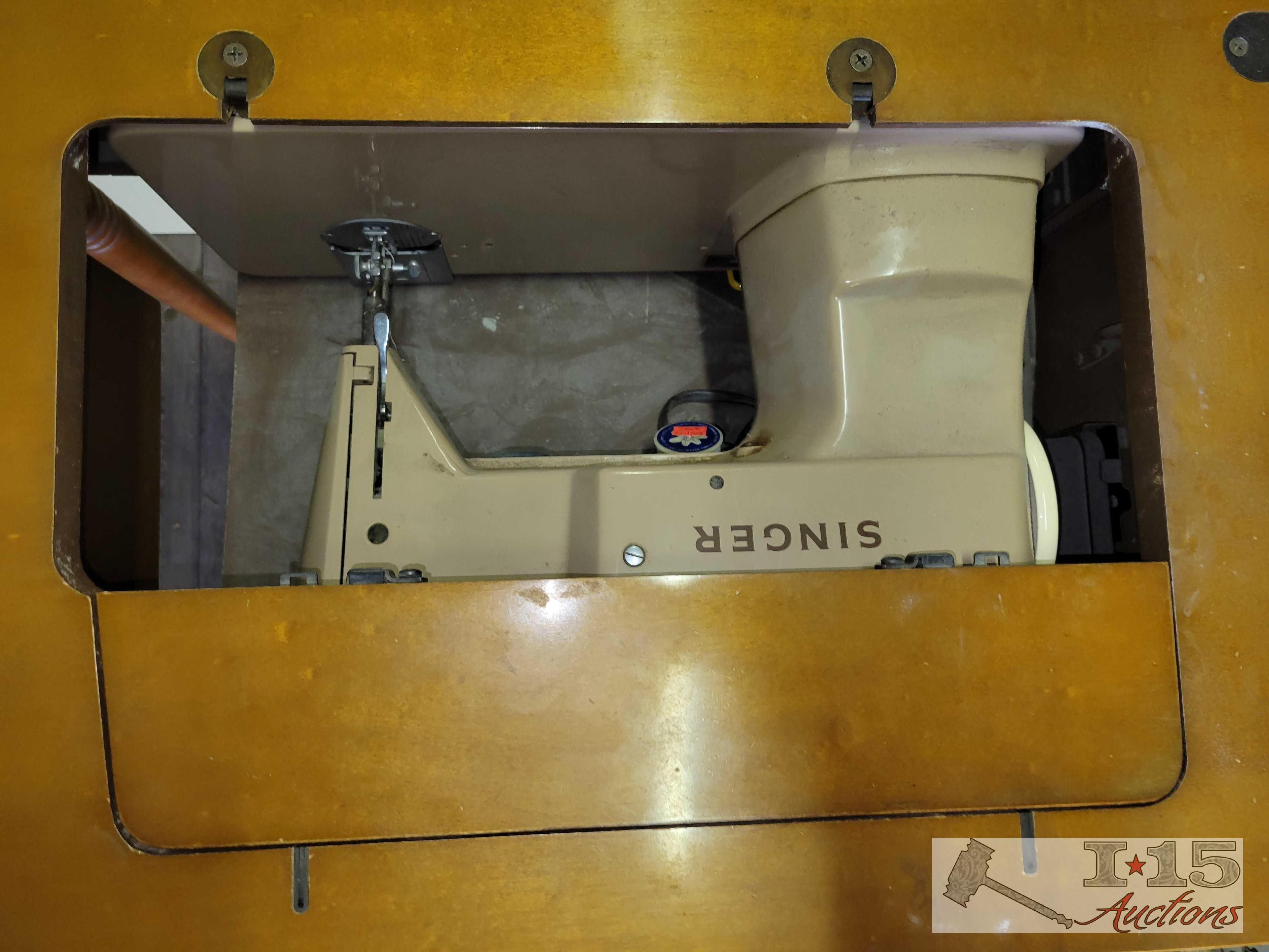 Singer Foldout Sewing Table