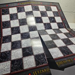Noble Collection Harry Potter Wizards Chess Set