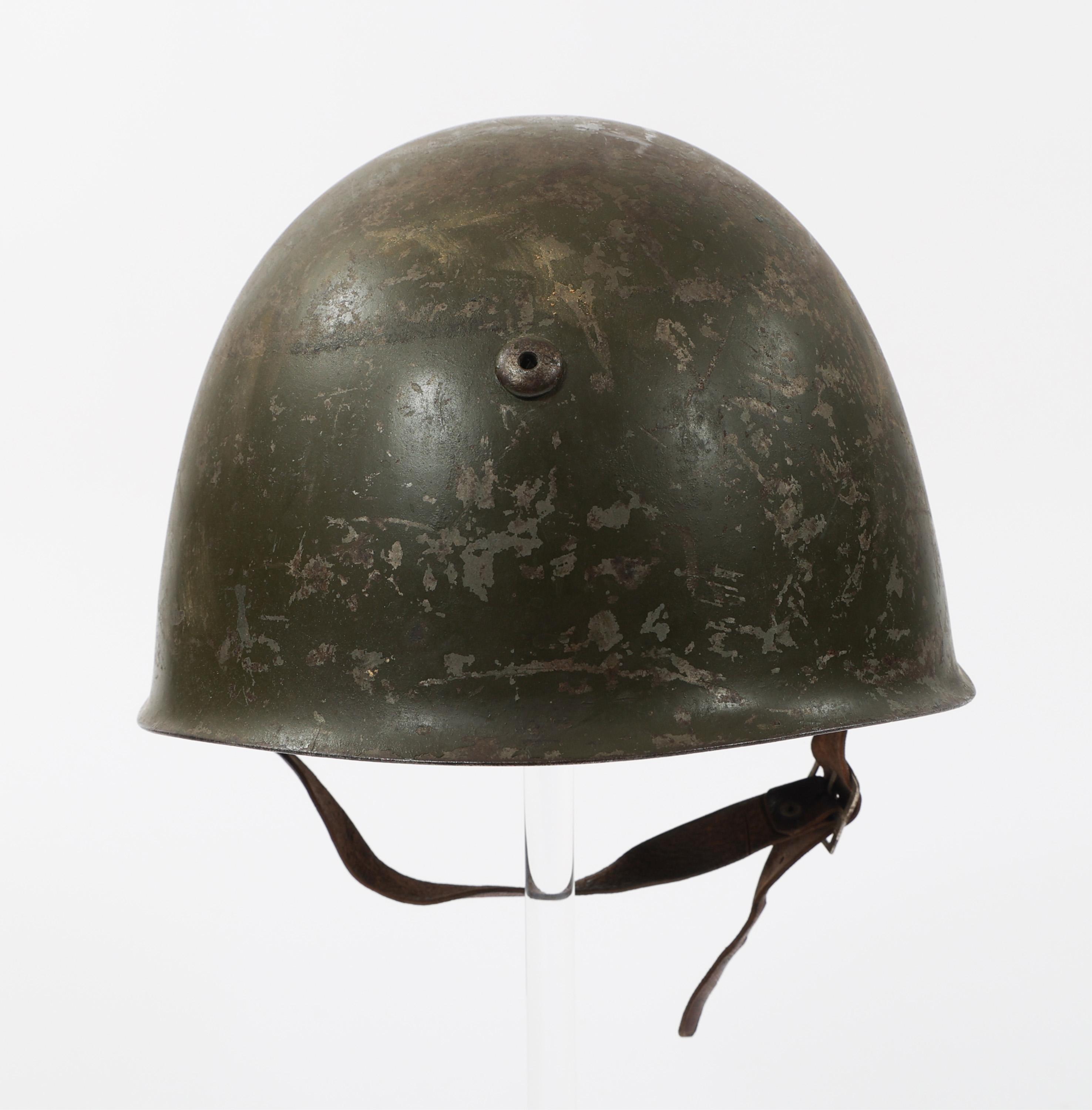 WWII ITALIAN FASCIST YOUTH / GIL M33 HELMET