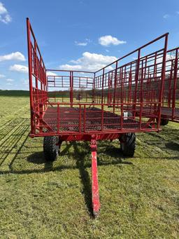 Bale Wagon 20'