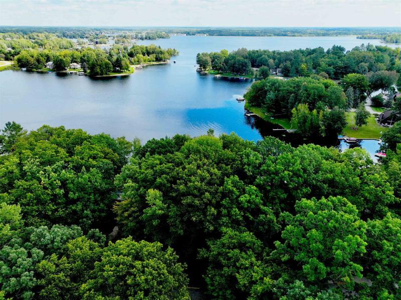 Michigan's Prime Buildable Lot: Where Nature, Adventure, and Community Thrive!