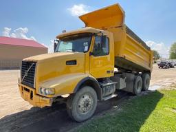 2003 Volvo VHD Dump Truck