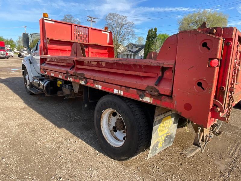 2011 Ford F750 Landscape Dump Truck