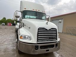 2018 Mack CXU613 Daycab