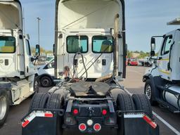 Offsite - 2015 Freightliner Cascadia Day Cab