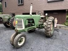 1955 OLIVER ROW CROP 77 GAS NARROW FRONT END TRACTOR, PTO DRIVE, S/N: 5839-702