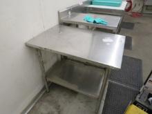 24X36 STAINLESS STEEL TABLE