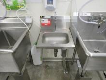 STAINLESS STEEL HAND SINK