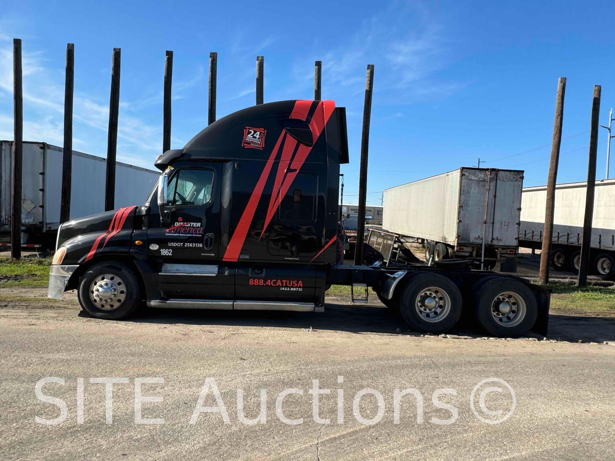 2010 Freightliner Cascadia T/A Sleeper Truck Tractor