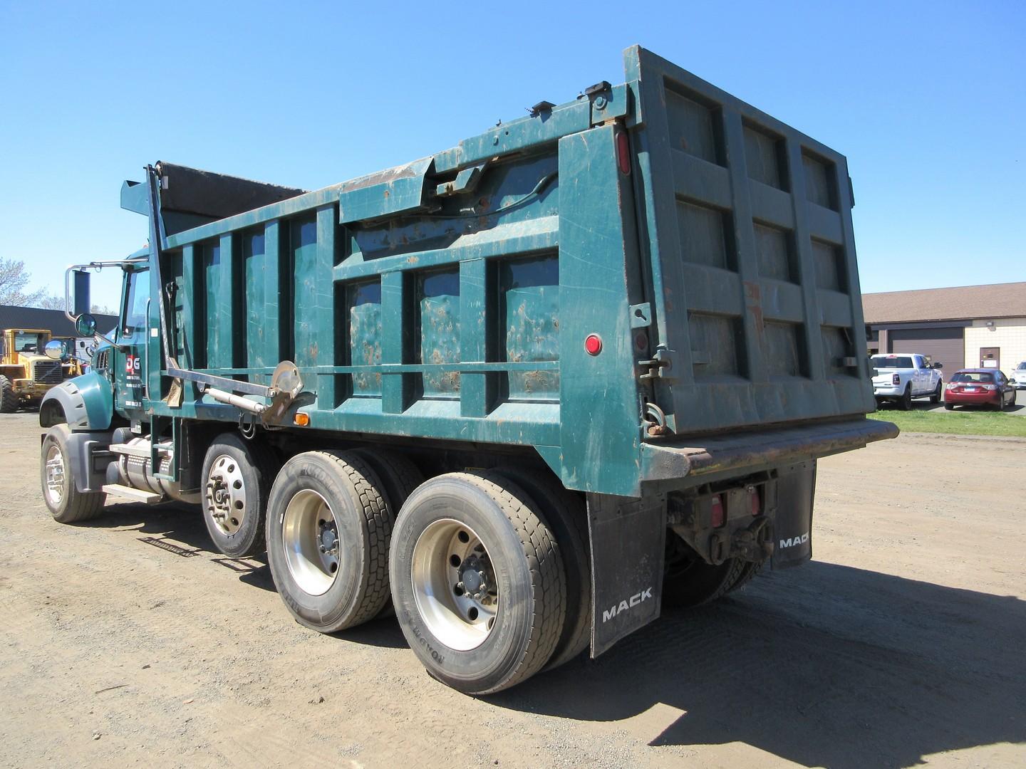 2007 Mack Granite CTP713 Tri/A Dump Truck